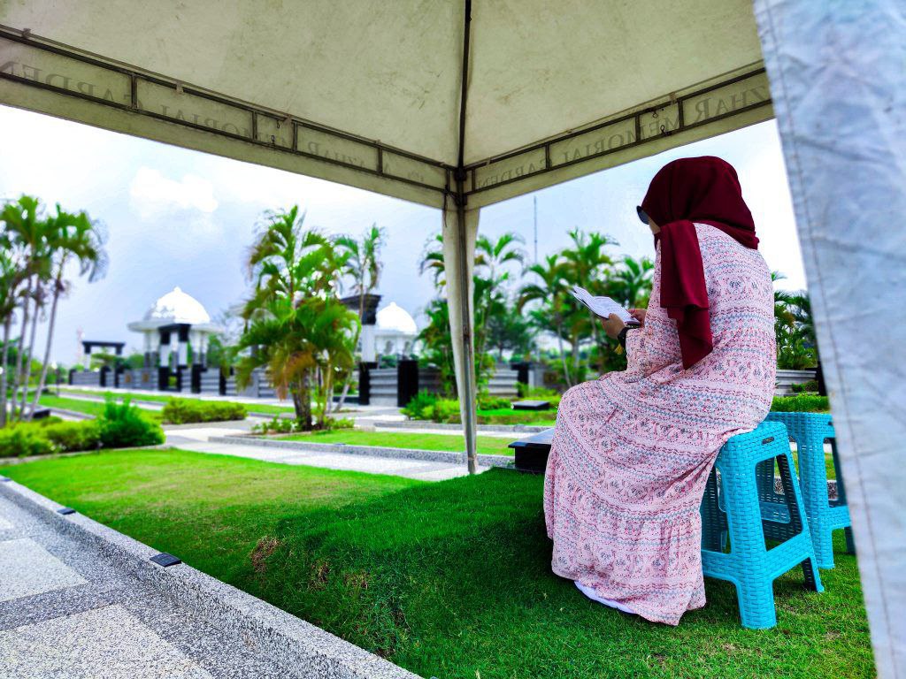 Hari Jumat: Saat Pintu Langit Dibuka dan Doa untuk Orang Tua Didengar